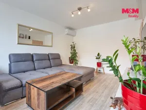 Prodej bytu 3+1, Uherské Hradiště - Jarošov, Markov, 75 m2