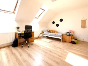 Prodej rodinného domu, Kostelec u Holešova, 180 m2