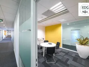 Pronájem kanceláře, Praha - Karlín, Rohanské nábřeží, 110 m2