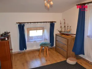 Prodej rodinného domu, Heřmánkovice, 240 m2