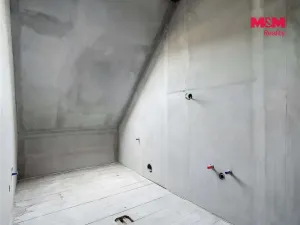 Prodej obchodního prostoru, Raspenava, Hejnická, 388 m2