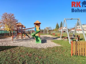 Prodej pozemku pro bydlení, Rožďalovice, Polní, 967 m2
