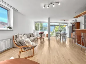 Prodej bytu 4+kk, Praha - Vysočany, Skloněná, 116 m2
