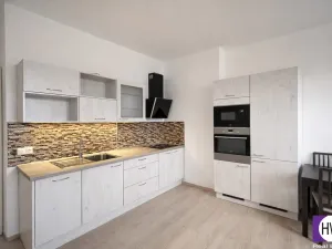 Prodej bytu 2+kk, Praha - Holešovice, 67 m2