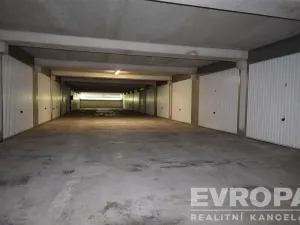Pronájem garáže, Kolín - Kolín II, Březinova, 16 m2