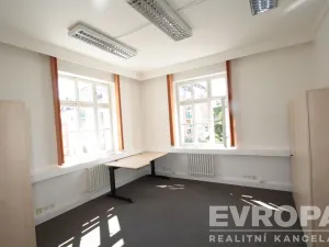 Pronájem kanceláře, Praha - Žižkov, Domažlická, 46 m2