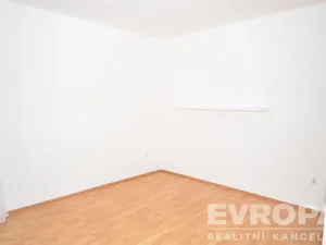 Pronájem bytu 2+kk, Praha, Hlubočepská, 160 m2