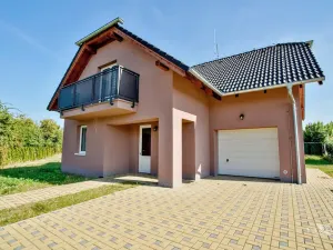Pronájem rodinného domu, Postřižín, Datlová, 137 m2
