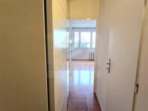 Pronájem bytu 1+kk, Praha - Malešice, Počernická, 25 m2