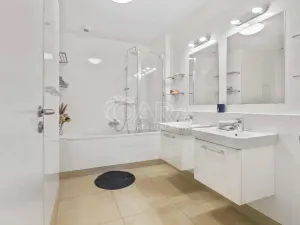 Prodej bytu 4+kk, Praha - Košíře, Pod Šmukýřkou, 109 m2
