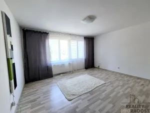 Prodej bytu 2+1, Třinec, Beskydská, 52 m2