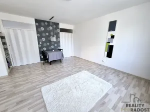 Prodej bytu 2+1, Třinec, Beskydská, 54 m2