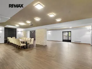 Prodej restaurace, Plzeň, Částkova, 489 m2