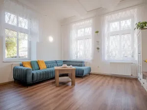 Prodej bytu 2+1, Trutnov - Dolní Předměstí, Úpské nábřeží, 119 m2