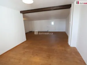 Pronájem bytu 2+1, Karlovy Vary - Počerny, 68 m2