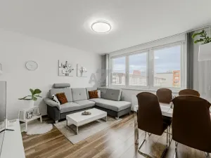 Prodej bytu 3+1, Ostrava - Dubina, Václava Košaře, 62 m2