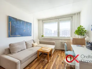 Pronájem bytu 2+kk, Praha, Dědinova, 45 m2