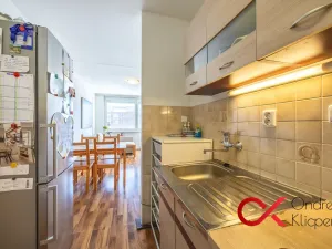 Pronájem bytu 2+kk, Praha, Dědinova, 45 m2
