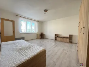 Pronájem bytu 1+kk, Pardubice - Staré Čívice, Přeloučská, 32 m2