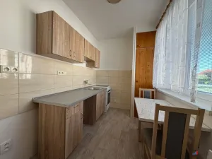 Pronájem bytu 1+kk, Pardubice - Staré Čívice, Přeloučská, 32 m2