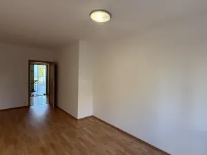 Pronájem bytu 2+kk, Hradec Králové, Ve Stromovce, 59 m2