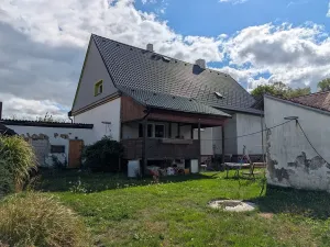 Prodej vícegeneračního domu, Dříteň, 332 m2