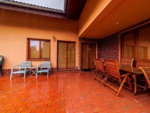 Prodej rodinného domu, Okrouhlá, 310 m2