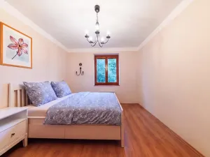 Prodej rodinného domu, Okrouhlá, 310 m2