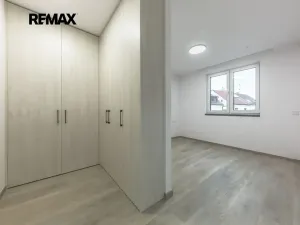Pronájem bytu 3+kk, Kladno, Veleslavínova, 71 m2