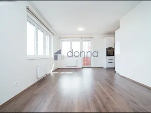 Pronájem bytu 4+kk, Praha, Sicherova, 85 m2