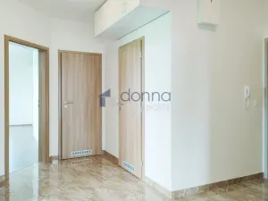 Pronájem bytu 4+kk, Praha, Sicherova, 85 m2