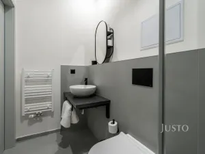 Prodej apartmánu, Praha - Karlín, Prvního pluku, 23 m2