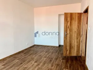 Pronájem bytu 2+kk, Praha, Víta Nejedlého, 42 m2
