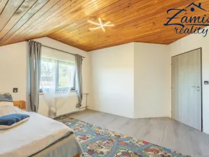 Prodej rodinného domu, Nespeky - Městečko, Na Mělách, 278 m2