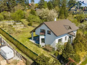 Prodej rodinného domu, Nespeky - Městečko, Na Mělách, 278 m2