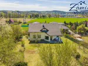 Prodej rodinného domu, Nespeky - Městečko, Na Mělách, 278 m2