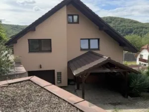 Prodej rodinného domu, Srbsko, Hrašov, 300 m2