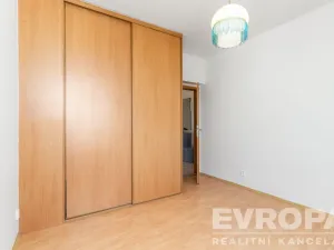 Prodej bytu 3+kk, Praha - Újezd, Pastevců, 70 m2