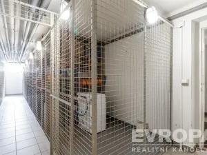 Prodej bytu 3+kk, Praha - Újezd, Pastevců, 70 m2
