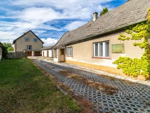 Prodej rodinného domu, Zvole, 520 m2