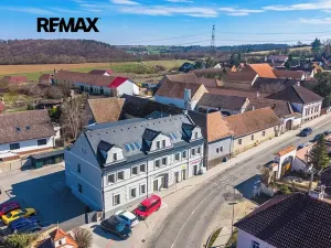 Prodej obchodního prostoru, Chýnice, Karlštejnská, 74 m2