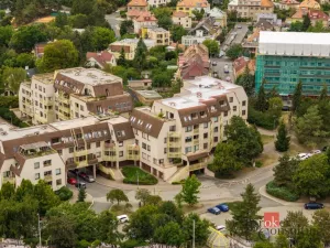 Prodej bytu 3+1, Praha - Vokovice, Ke dvoru, 69 m2