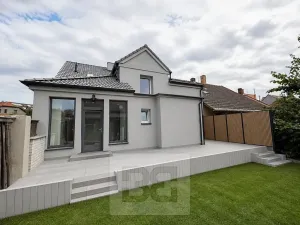 Pronájem rodinného domu, Praha - Kobylisy, Líbeznická, 170 m2