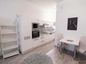 Pronájem bytu 2+kk, Hodonín, Polní, 51 m2