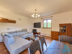 Prodej rodinného domu, Pecka - Bělá u Pecky, 250 m2