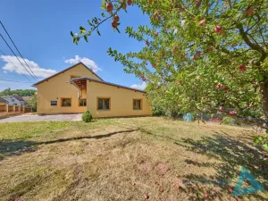 Prodej rodinného domu, Pecka - Bělá u Pecky, 250 m2