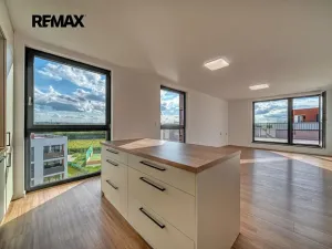 Pronájem bytu 3+kk, Kolín, Zásmucká, 79 m2