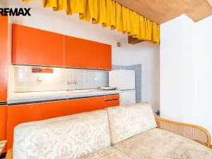 Prodej rodinného domu, Jesenice - Horní Jirčany, Budějovická, 170 m2