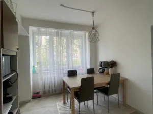 Pronájem bytu 3+1, Praha - Troja, Nad Hercovkou, 72 m2