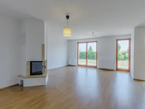 Prodej rodinného domu, Praha - Pitkovice, Lošáková, 162 m2
